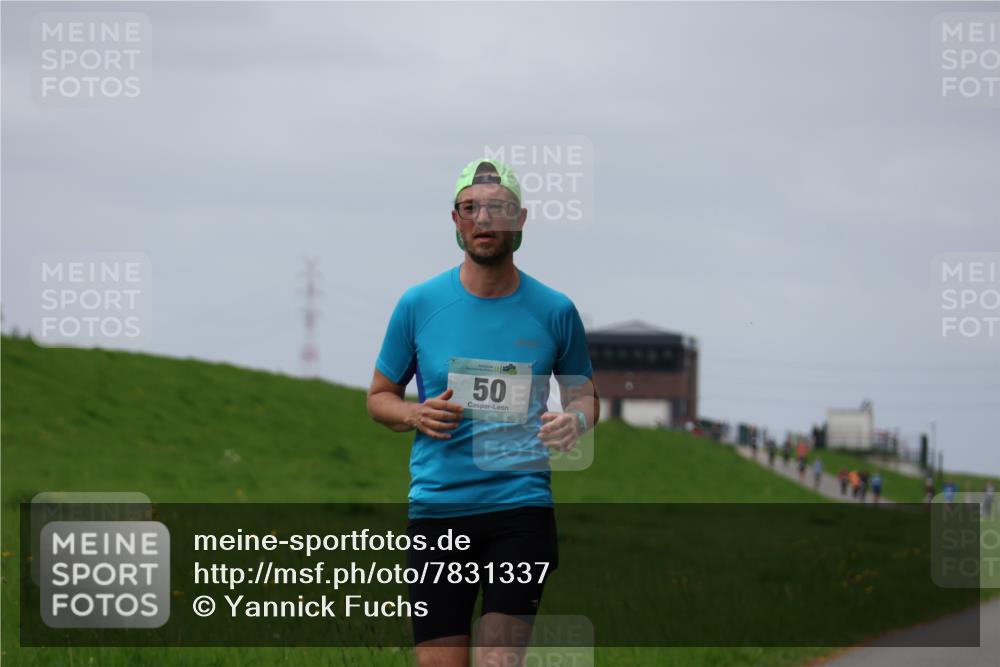 04.05.2025 - 8. Wedeler Halbmarathon Yannick Fuchs http://msf.ph/oto/7831337 04.05.2025 11:40:05 Laufen 50 meine-sportfotos.de