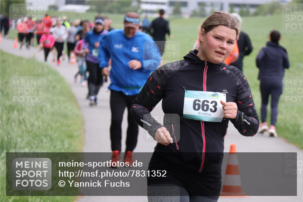 04.05.2025 - 8. Wedeler Halbmarathon Yannick Fuchs http://msf.ph/oto/7831352 04.05.2025 11:20:09 Laufen 663 meine-sportfotos.de