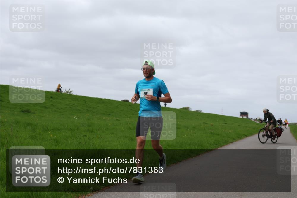 04.05.2025 - 8. Wedeler Halbmarathon Yannick Fuchs http://msf.ph/oto/7831363 04.05.2025 11:40:08 Laufen 50 meine-sportfotos.de