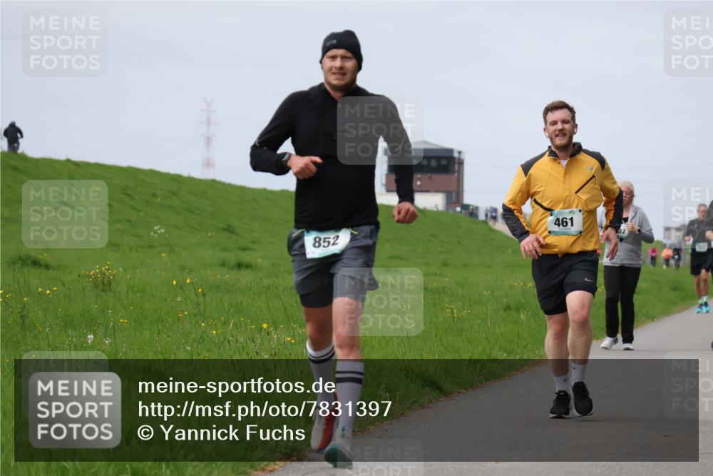 04.05.2025 - 8. Wedeler Halbmarathon Yannick Fuchs http://msf.ph/oto/7831397 04.05.2025 11:40:26 Laufen 461, 852 meine-sportfotos.de