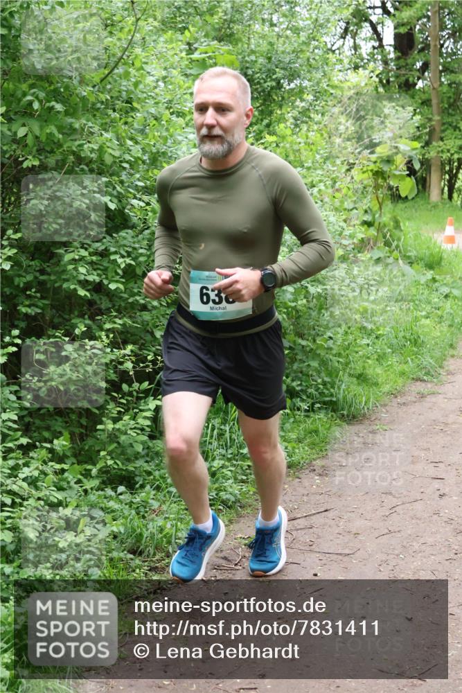 04.05.2025 - 8. Wedeler Halbmarathon Lena Gebhardt http://msf.ph/oto/7831411 04.05.2025 11:17:52 Laufen 63 meine-sportfotos.de