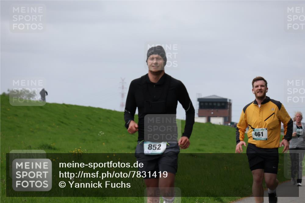 04.05.2025 - 8. Wedeler Halbmarathon Yannick Fuchs http://msf.ph/oto/7831419 04.05.2025 11:40:27 Laufen 74, 852, 461, 987 meine-sportfotos.de