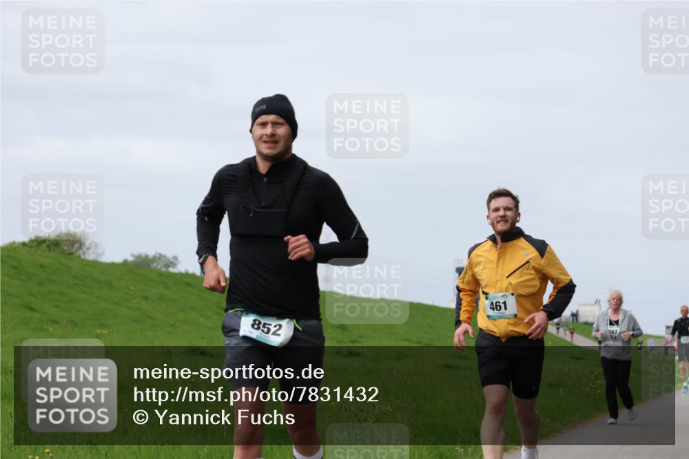04.05.2025 - 8. Wedeler Halbmarathon Yannick Fuchs http://msf.ph/oto/7831432 04.05.2025 11:40:28 Laufen 852, 74, 461 meine-sportfotos.de