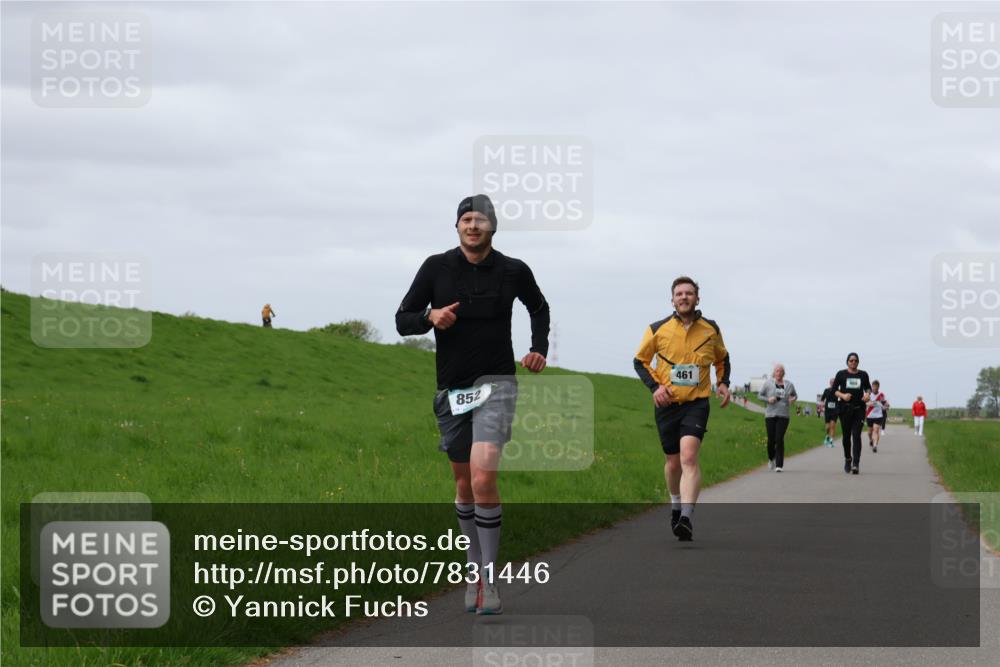 04.05.2025 - 8. Wedeler Halbmarathon Yannick Fuchs http://msf.ph/oto/7831446 04.05.2025 11:40:28 Laufen 852, 461 meine-sportfotos.de