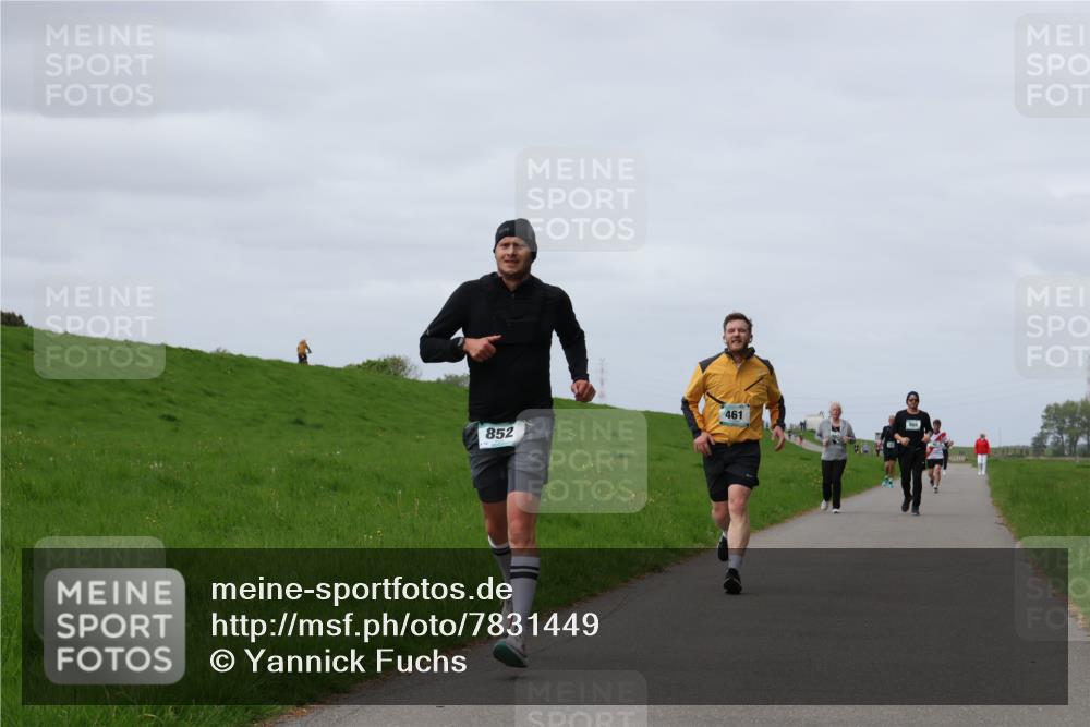 04.05.2025 - 8. Wedeler Halbmarathon Yannick Fuchs http://msf.ph/oto/7831449 04.05.2025 11:40:28 Laufen 852, 461 meine-sportfotos.de