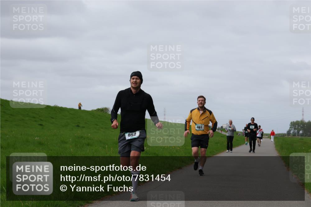 04.05.2025 - 8. Wedeler Halbmarathon Yannick Fuchs http://msf.ph/oto/7831454 04.05.2025 11:40:28 Laufen 461, 852 meine-sportfotos.de