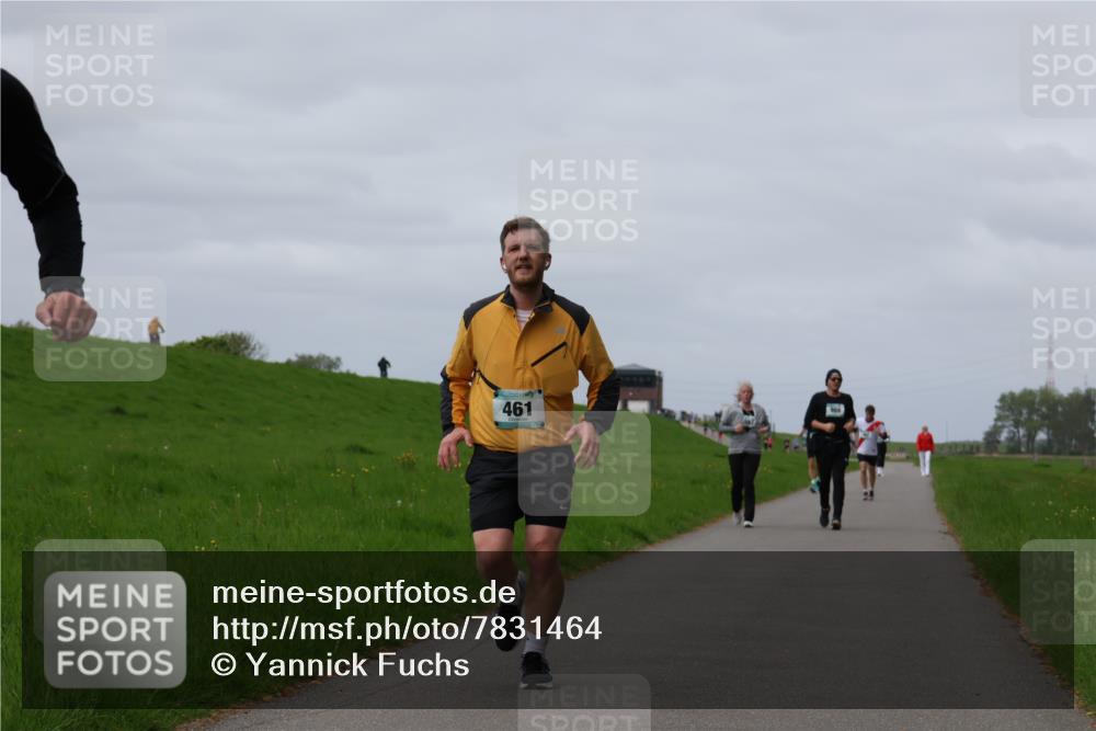 04.05.2025 - 8. Wedeler Halbmarathon Yannick Fuchs http://msf.ph/oto/7831464 04.05.2025 11:40:30 Laufen 461 meine-sportfotos.de