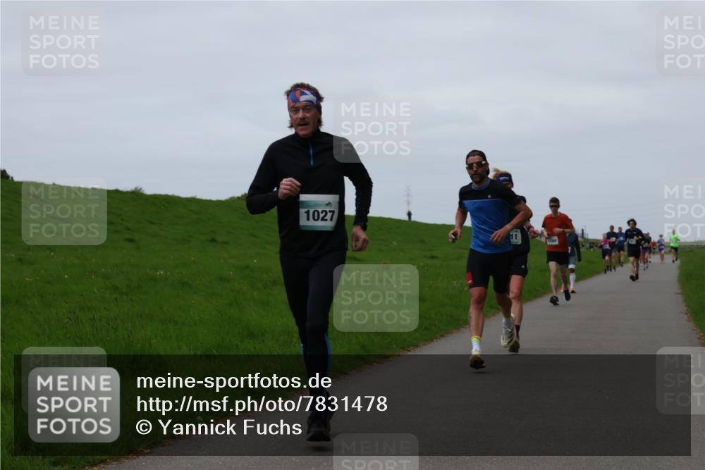 04.05.2025 - 8. Wedeler Halbmarathon Yannick Fuchs http://msf.ph/oto/7831478 04.05.2025 11:20:21 Laufen 1027, 1160 meine-sportfotos.de