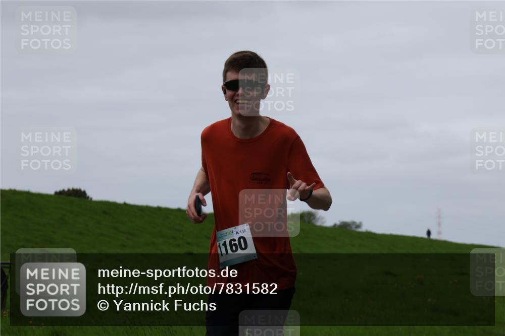 04.05.2025 - 8. Wedeler Halbmarathon Yannick Fuchs http://msf.ph/oto/7831582 04.05.2025 11:20:29 Laufen 148, 1160, 11661 meine-sportfotos.de