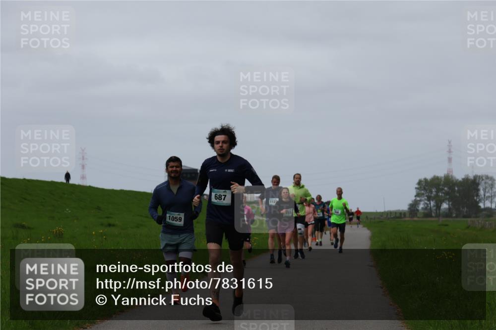 04.05.2025 - 8. Wedeler Halbmarathon Yannick Fuchs http://msf.ph/oto/7831615 04.05.2025 11:20:31 Laufen 1059, 687, 1122 meine-sportfotos.de