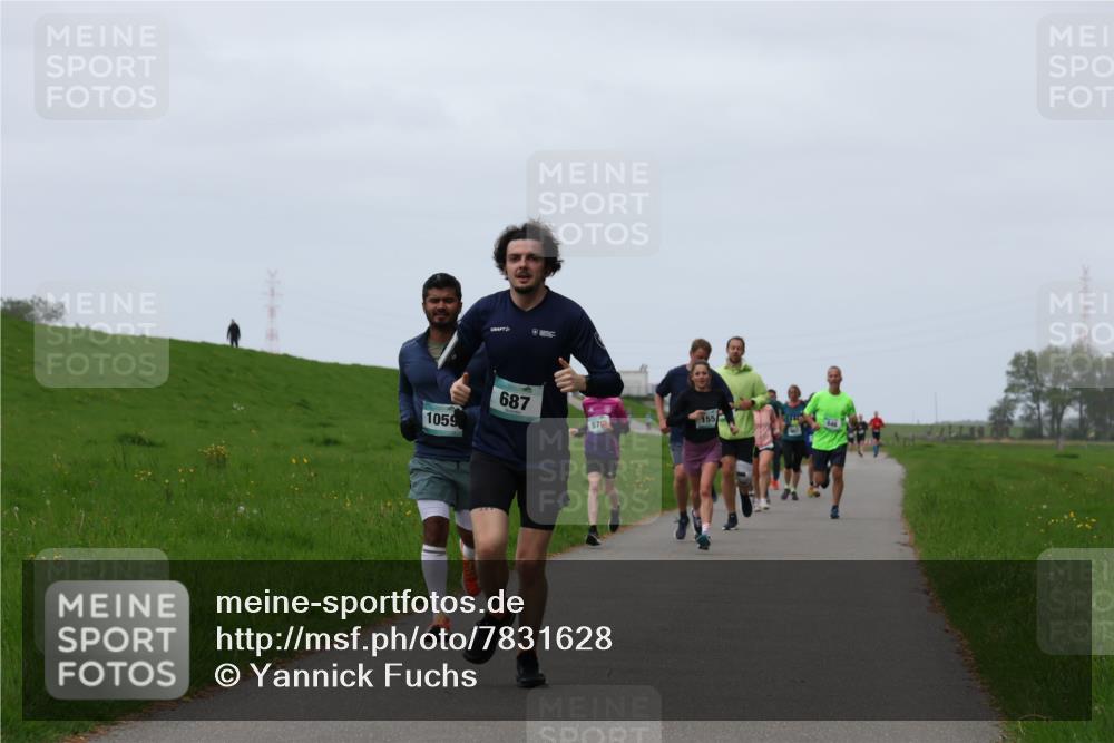 04.05.2025 - 8. Wedeler Halbmarathon Yannick Fuchs http://msf.ph/oto/7831628 04.05.2025 11:20:32 Laufen 1059, 687, 57, 155 meine-sportfotos.de