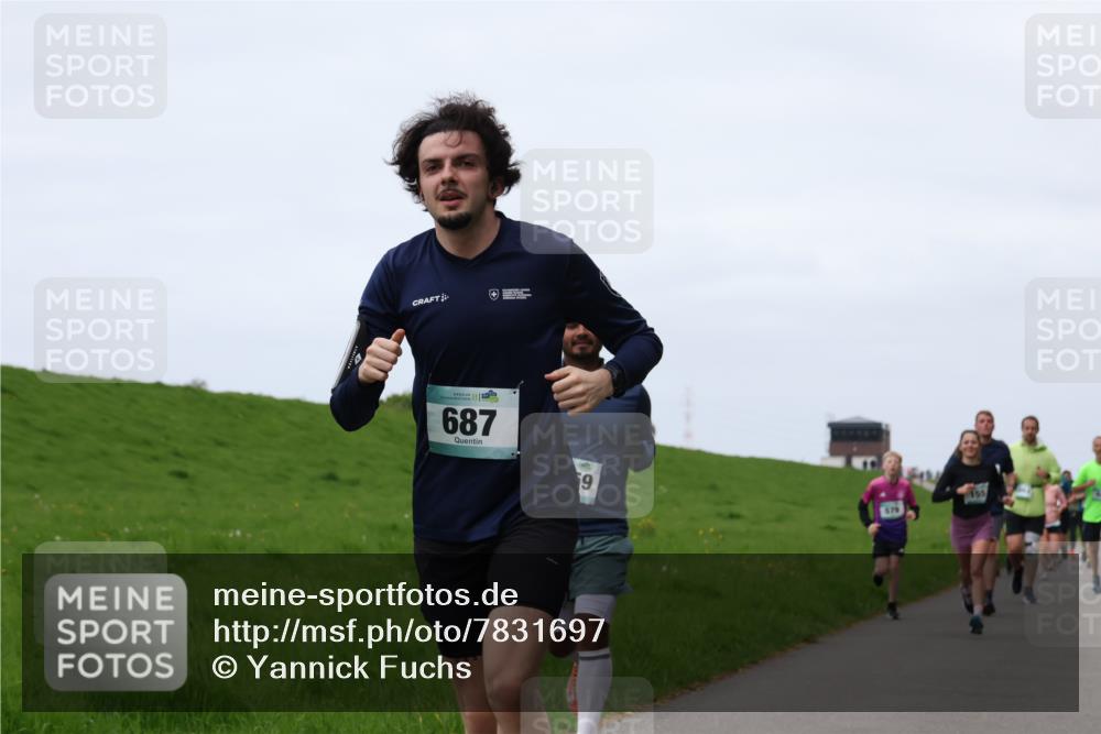 04.05.2025 - 8. Wedeler Halbmarathon Yannick Fuchs http://msf.ph/oto/7831697 04.05.2025 11:20:34 Laufen 56, 687, 9, 579, 155 meine-sportfotos.de