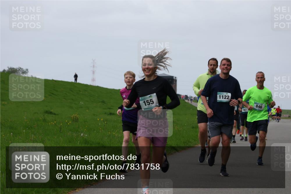 04.05.2025 - 8. Wedeler Halbmarathon Yannick Fuchs http://msf.ph/oto/7831758 04.05.2025 11:20:37 Laufen 155, 1122, 967, 846 meine-sportfotos.de