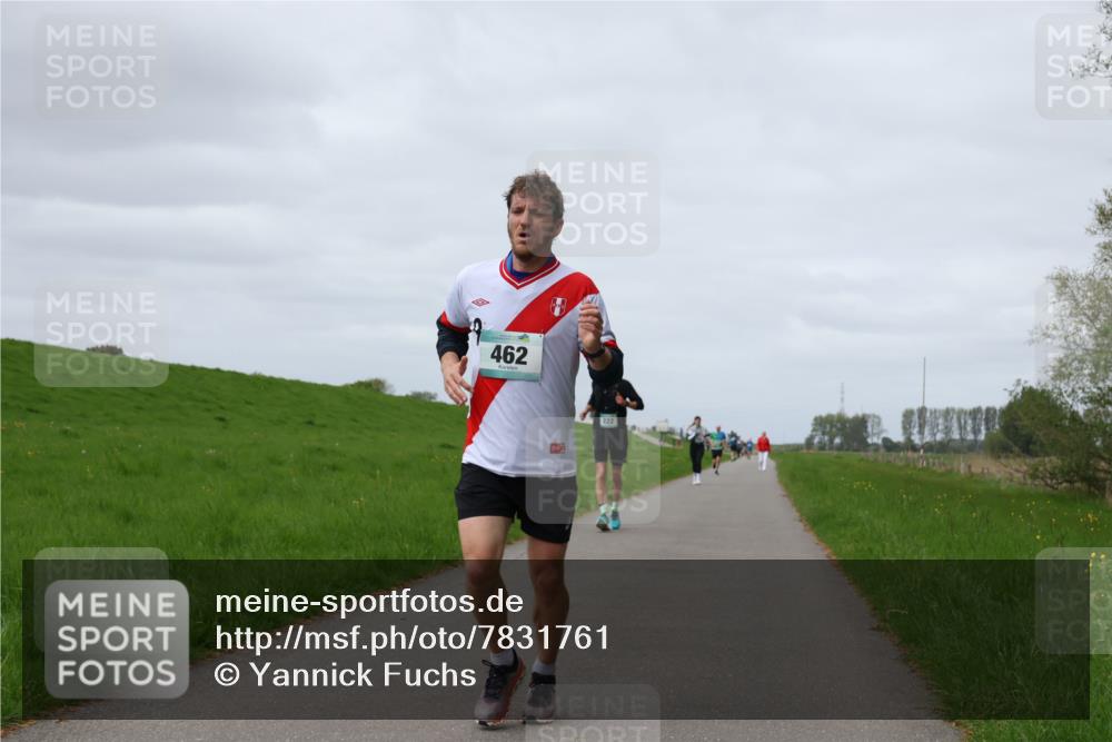 04.05.2025 - 8. Wedeler Halbmarathon Yannick Fuchs http://msf.ph/oto/7831761 04.05.2025 11:40:46 Laufen 462 meine-sportfotos.de
