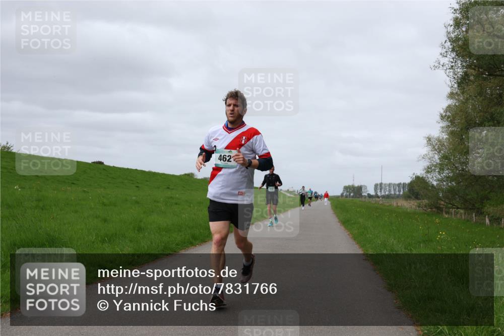 04.05.2025 - 8. Wedeler Halbmarathon Yannick Fuchs http://msf.ph/oto/7831766 04.05.2025 11:40:46 Laufen 462 meine-sportfotos.de