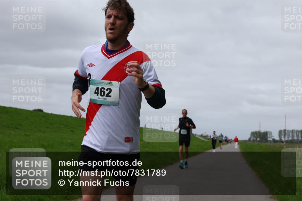 04.05.2025 - 8. Wedeler Halbmarathon Yannick Fuchs http://msf.ph/oto/7831789 04.05.2025 11:40:46 Laufen 462 meine-sportfotos.de