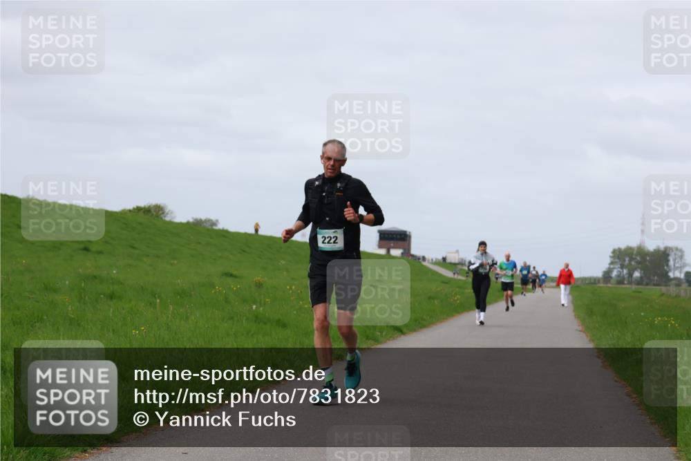 04.05.2025 - 8. Wedeler Halbmarathon Yannick Fuchs http://msf.ph/oto/7831823 04.05.2025 11:40:48 Laufen 222 meine-sportfotos.de