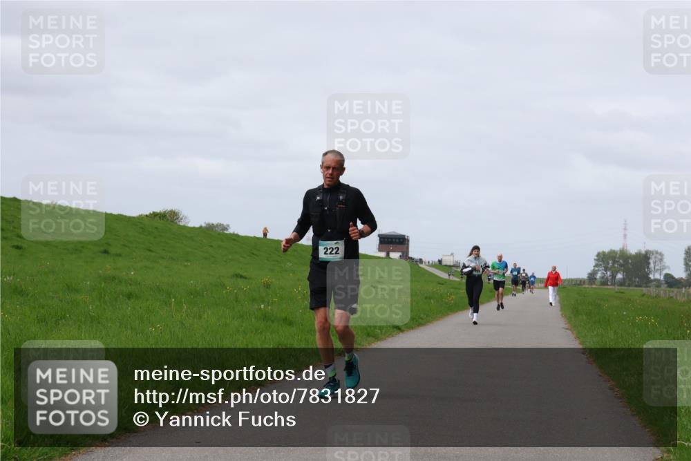04.05.2025 - 8. Wedeler Halbmarathon Yannick Fuchs http://msf.ph/oto/7831827 04.05.2025 11:40:48 Laufen 222 meine-sportfotos.de