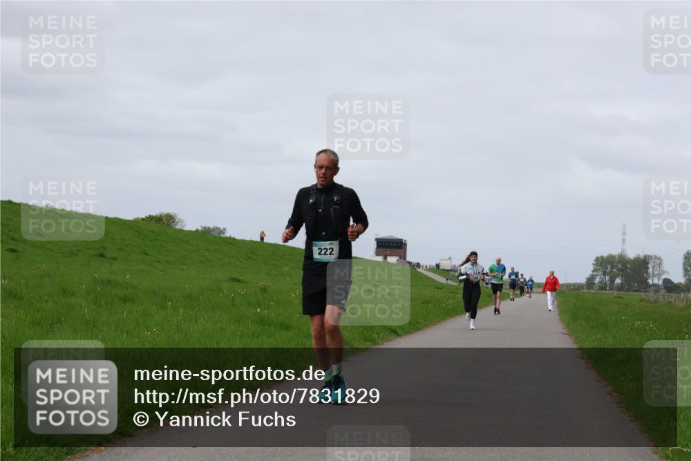 04.05.2025 - 8. Wedeler Halbmarathon Yannick Fuchs http://msf.ph/oto/7831829 04.05.2025 11:40:48 Laufen 222 meine-sportfotos.de