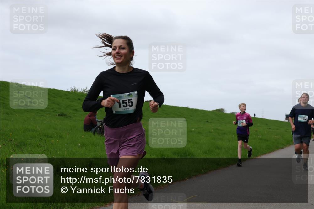 04.05.2025 - 8. Wedeler Halbmarathon Yannick Fuchs http://msf.ph/oto/7831835 04.05.2025 11:20:40 Laufen 155, 57, 1122 meine-sportfotos.de