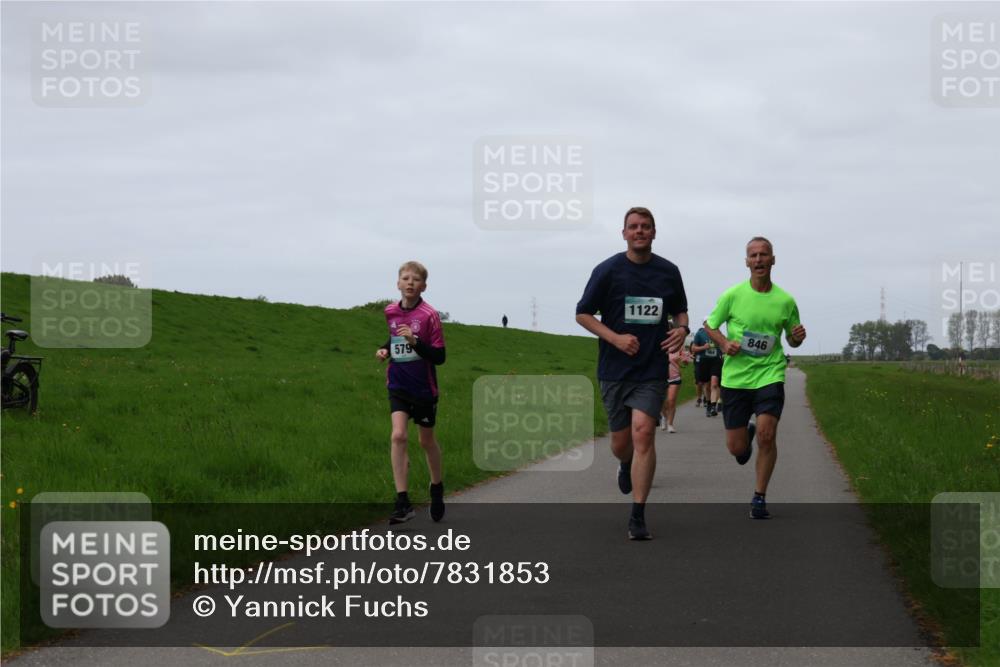 04.05.2025 - 8. Wedeler Halbmarathon Yannick Fuchs http://msf.ph/oto/7831853 04.05.2025 11:20:41 Laufen 579, 1122, 846 meine-sportfotos.de