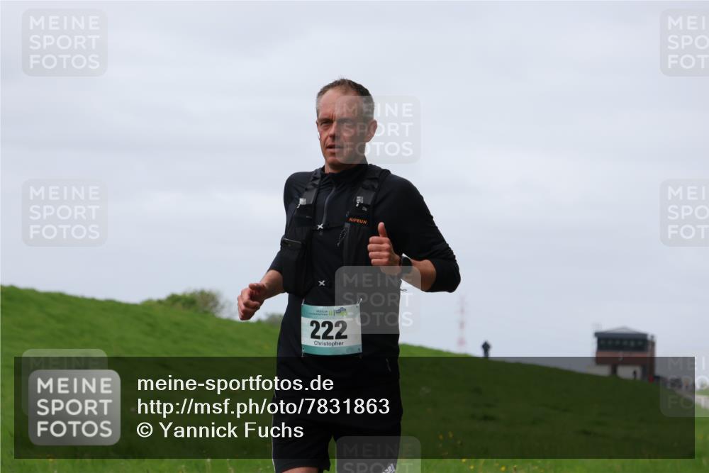04.05.2025 - 8. Wedeler Halbmarathon Yannick Fuchs http://msf.ph/oto/7831863 04.05.2025 11:40:49 Laufen 222 meine-sportfotos.de