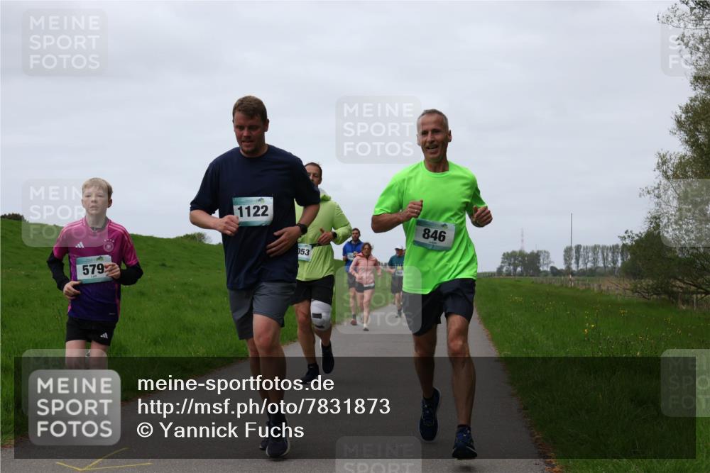 04.05.2025 - 8. Wedeler Halbmarathon Yannick Fuchs http://msf.ph/oto/7831873 04.05.2025 11:20:42 Laufen 579, 1122, 053, 846 meine-sportfotos.de