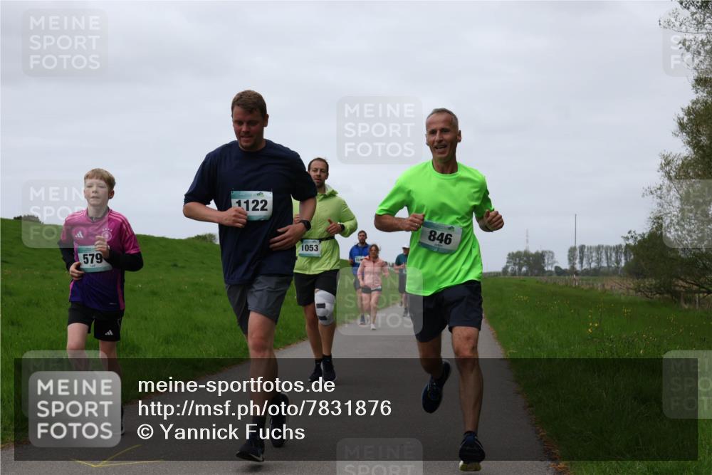 04.05.2025 - 8. Wedeler Halbmarathon Yannick Fuchs http://msf.ph/oto/7831876 04.05.2025 11:20:42 Laufen 579, 1122, 1053, 846 meine-sportfotos.de
