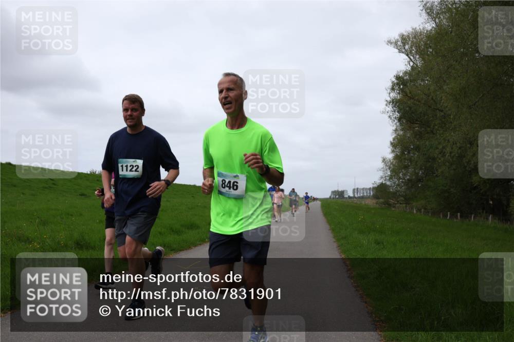 04.05.2025 - 8. Wedeler Halbmarathon Yannick Fuchs http://msf.ph/oto/7831901 04.05.2025 11:20:43 Laufen 1122, 846 meine-sportfotos.de