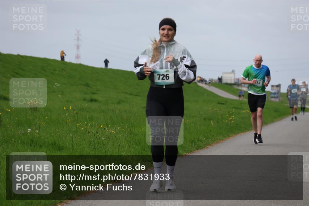 04.05.2025 - 8. Wedeler Halbmarathon Yannick Fuchs http://msf.ph/oto/7831933 04.05.2025 11:40:54 Laufen 726, 73 meine-sportfotos.de