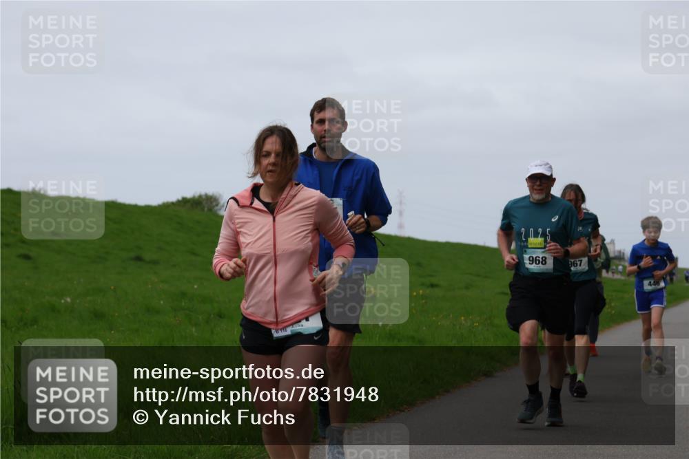 04.05.2025 - 8. Wedeler Halbmarathon Yannick Fuchs http://msf.ph/oto/7831948 04.05.2025 11:20:46 Laufen 116, 2025, 968, 967, 446 meine-sportfotos.de