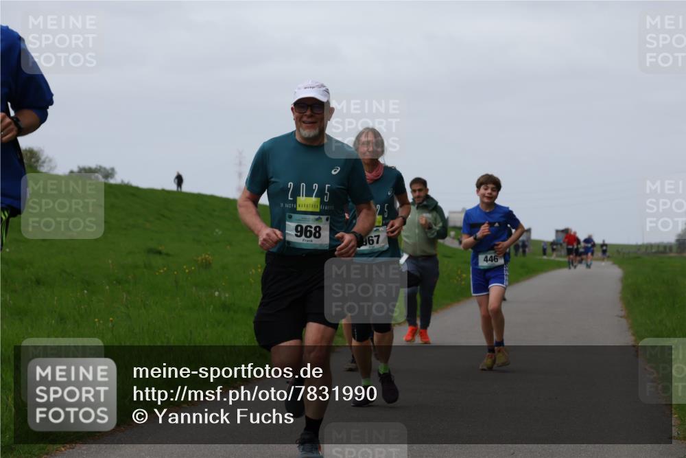 04.05.2025 - 8. Wedeler Halbmarathon Yannick Fuchs http://msf.ph/oto/7831990 04.05.2025 11:20:47 Laufen 2025, 968, 25, 967, 446 meine-sportfotos.de