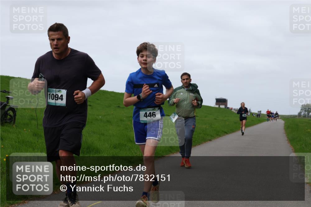 04.05.2025 - 8. Wedeler Halbmarathon Yannick Fuchs http://msf.ph/oto/7832151 04.05.2025 11:20:52 Laufen 1094, 446 meine-sportfotos.de