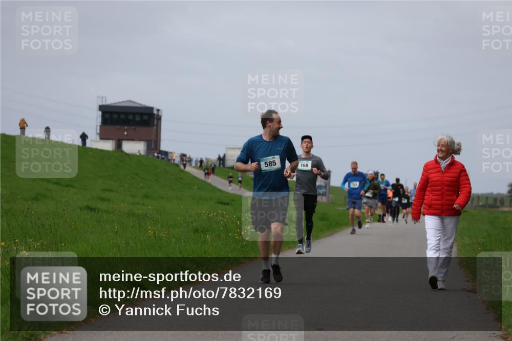 04.05.2025 - 8. Wedeler Halbmarathon Yannick Fuchs http://msf.ph/oto/7832169 04.05.2025 11:41:07 Laufen 585, 168 meine-sportfotos.de
