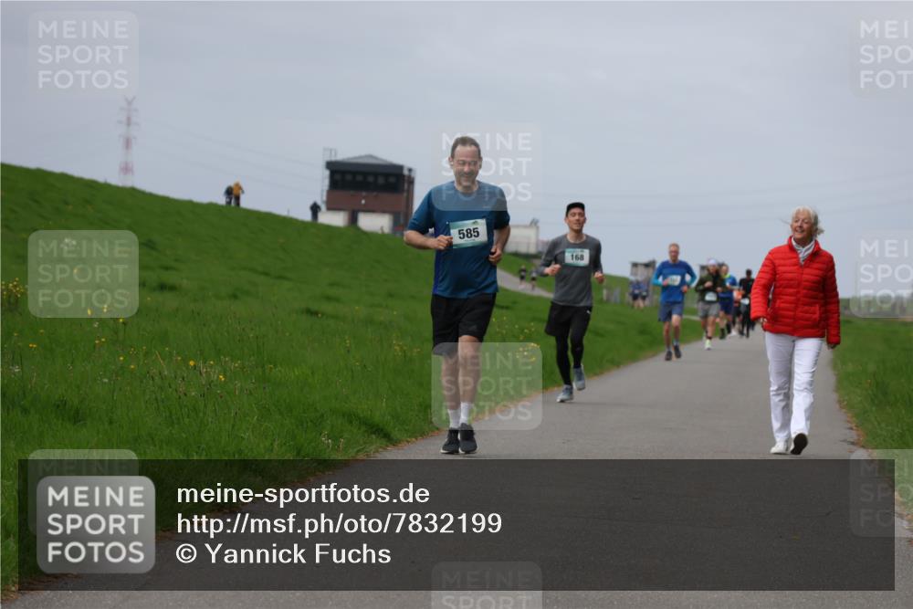 04.05.2025 - 8. Wedeler Halbmarathon Yannick Fuchs http://msf.ph/oto/7832199 04.05.2025 11:41:10 Laufen 585, 168 meine-sportfotos.de