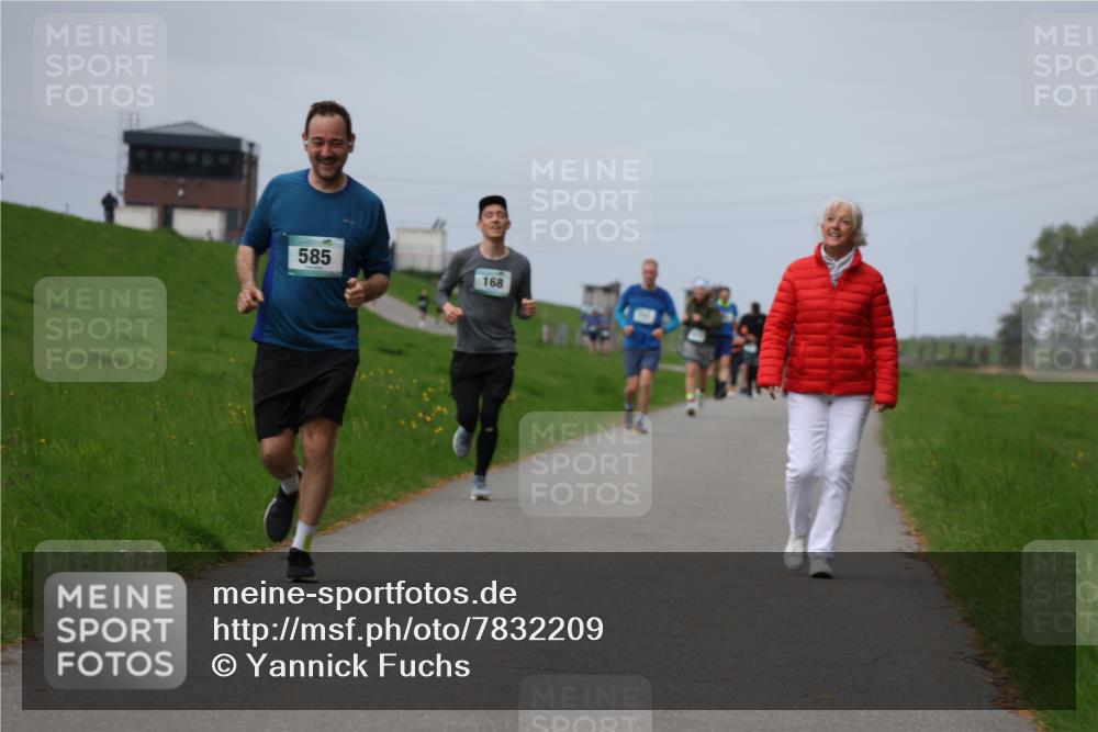 04.05.2025 - 8. Wedeler Halbmarathon Yannick Fuchs http://msf.ph/oto/7832209 04.05.2025 11:41:10 Laufen 585, 168 meine-sportfotos.de
