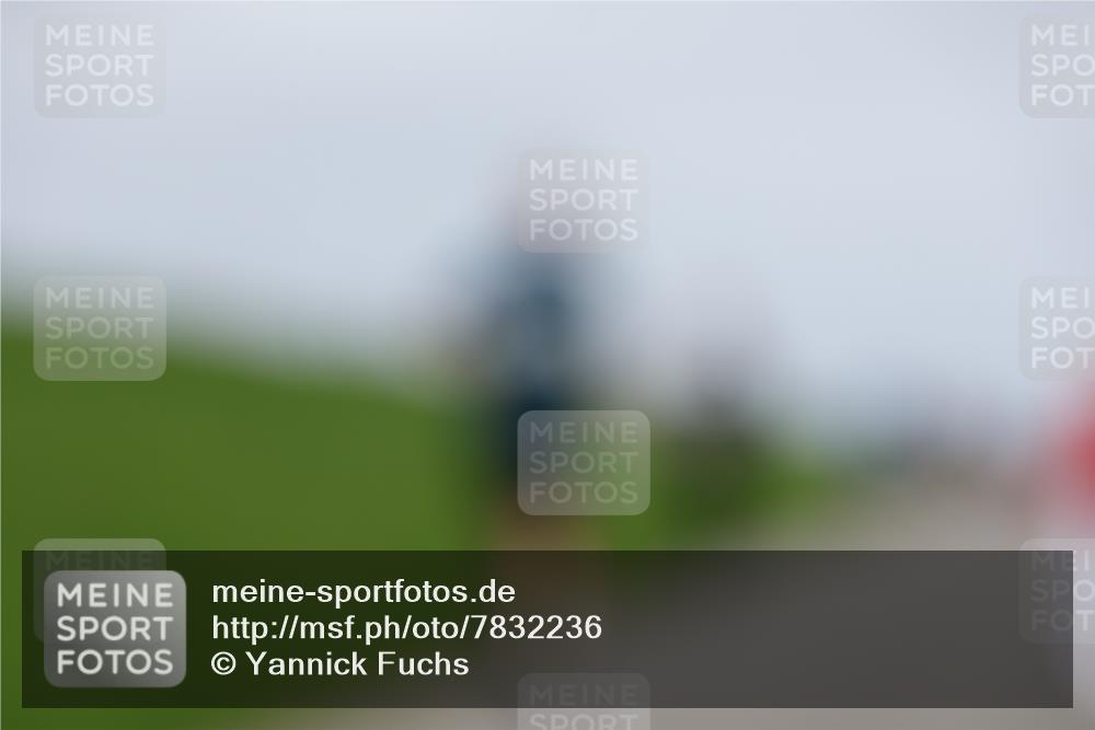 04.05.2025 - 8. Wedeler Halbmarathon Yannick Fuchs http://msf.ph/oto/7832236 04.05.2025 11:41:12 Laufen  meine-sportfotos.de