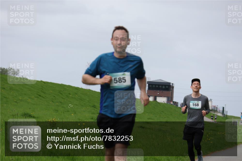 04.05.2025 - 8. Wedeler Halbmarathon Yannick Fuchs http://msf.ph/oto/7832253 04.05.2025 11:41:14 Laufen 585, 168 meine-sportfotos.de