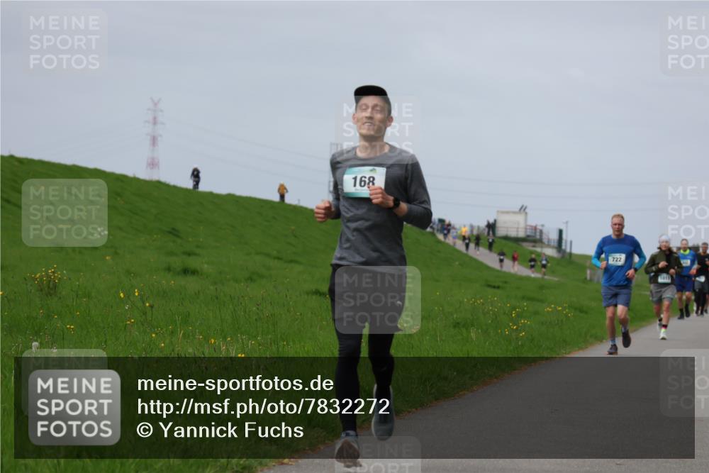 04.05.2025 - 8. Wedeler Halbmarathon Yannick Fuchs http://msf.ph/oto/7832272 04.05.2025 11:41:15 Laufen 168, 722, 1013 meine-sportfotos.de