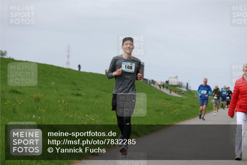 04.05.2025 - 8. Wedeler Halbmarathon Yannick Fuchs http://msf.ph/oto/7832285 04.05.2025 11:41:16 Laufen 168 meine-sportfotos.de