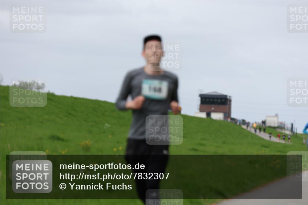 04.05.2025 - 8. Wedeler Halbmarathon Yannick Fuchs http://msf.ph/oto/7832307 04.05.2025 11:41:17 Laufen 144 meine-sportfotos.de