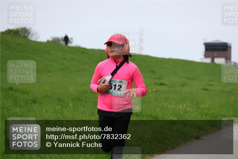 04.05.2025 - 8. Wedeler Halbmarathon Yannick Fuchs http://msf.ph/oto/7832362 04.05.2025 11:21:08 Laufen 512 meine-sportfotos.de
