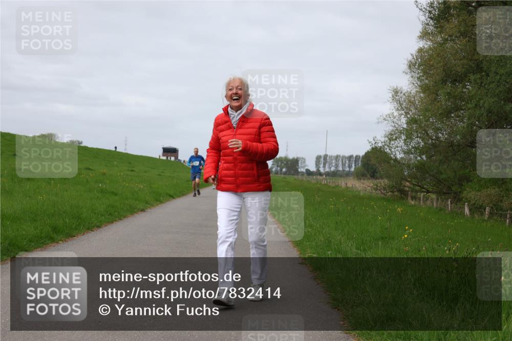 04.05.2025 - 8. Wedeler Halbmarathon Yannick Fuchs http://msf.ph/oto/7832414 04.05.2025 11:41:23 Laufen  meine-sportfotos.de