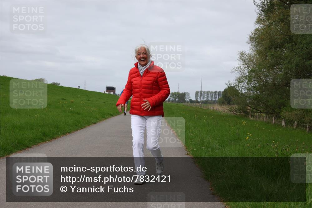 04.05.2025 - 8. Wedeler Halbmarathon Yannick Fuchs http://msf.ph/oto/7832421 04.05.2025 11:41:23 Laufen  meine-sportfotos.de
