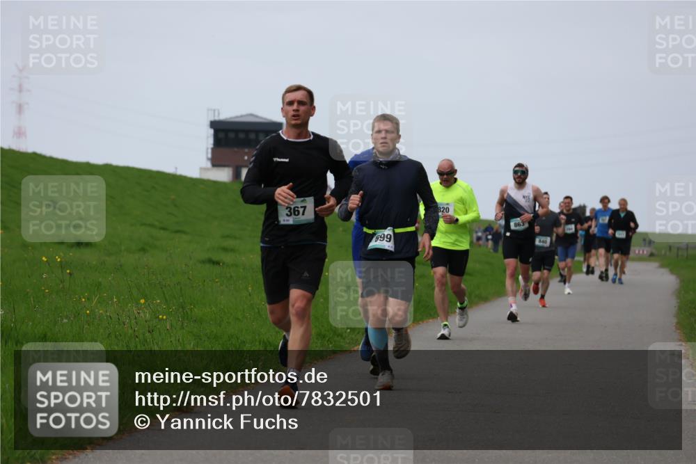 04.05.2025 - 8. Wedeler Halbmarathon Yannick Fuchs http://msf.ph/oto/7832501 04.05.2025 11:21:15 Laufen 367, 699, 820, 863, 840 meine-sportfotos.de