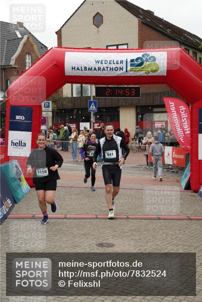 04.05.2025 - 8. Wedeler Halbmarathon Felixshl http://msf.ph/oto/7832524 04.05.2025 12:14:51 Ziel 274, 641, 1158 meine-sportfotos.de