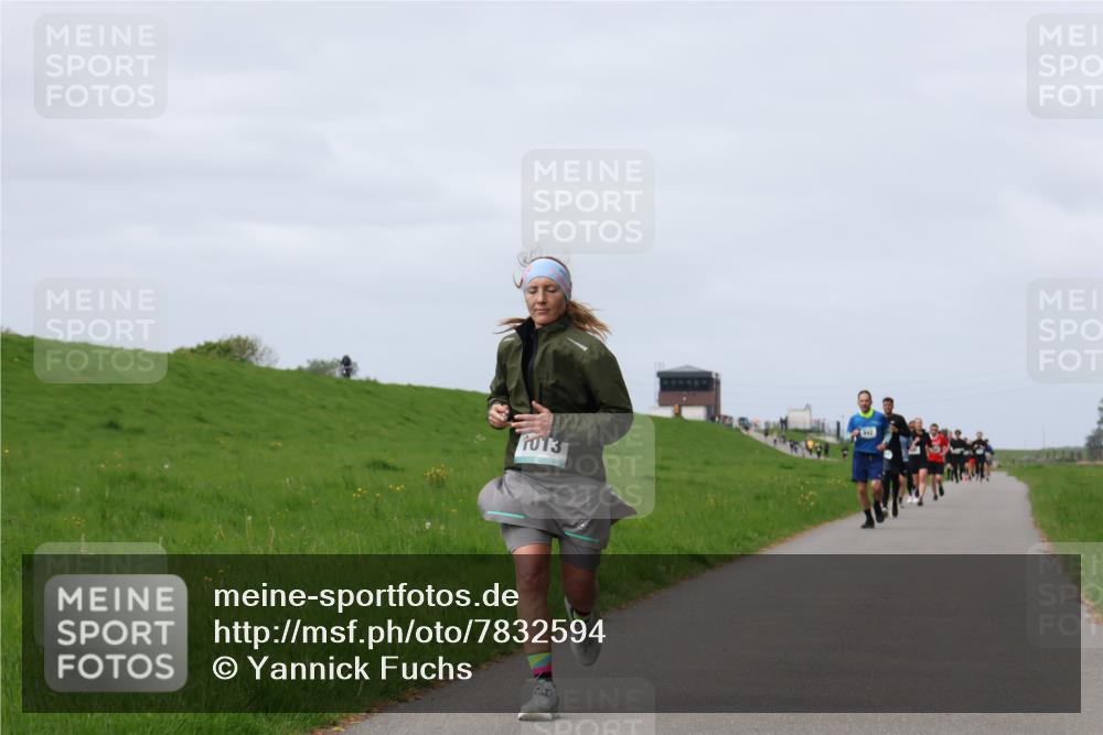 04.05.2025 - 8. Wedeler Halbmarathon Yannick Fuchs http://msf.ph/oto/7832594 04.05.2025 11:41:33 Laufen 1013 meine-sportfotos.de