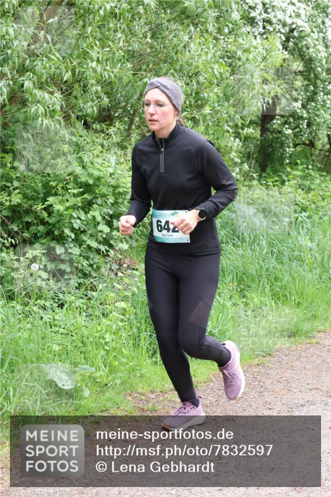 04.05.2025 - 8. Wedeler Halbmarathon Lena Gebhardt http://msf.ph/oto/7832597 04.05.2025 11:20:14 Laufen 642 meine-sportfotos.de