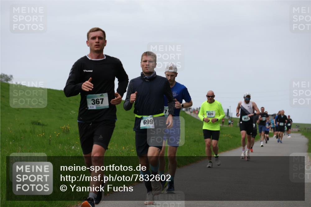 04.05.2025 - 8. Wedeler Halbmarathon Yannick Fuchs http://msf.ph/oto/7832602 04.05.2025 11:21:18 Laufen 367, 8, 89, 699, 820, 863 meine-sportfotos.de