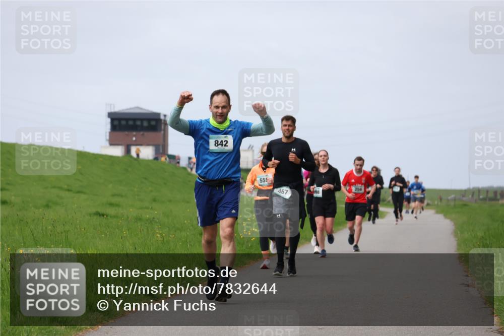 04.05.2025 - 8. Wedeler Halbmarathon Yannick Fuchs http://msf.ph/oto/7832644 04.05.2025 11:41:38 Laufen 842, 559, 467, 256 meine-sportfotos.de